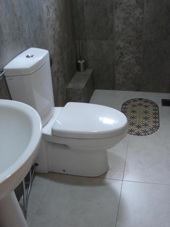 Ocean Breeze Apartment Kolombo Ruang foto